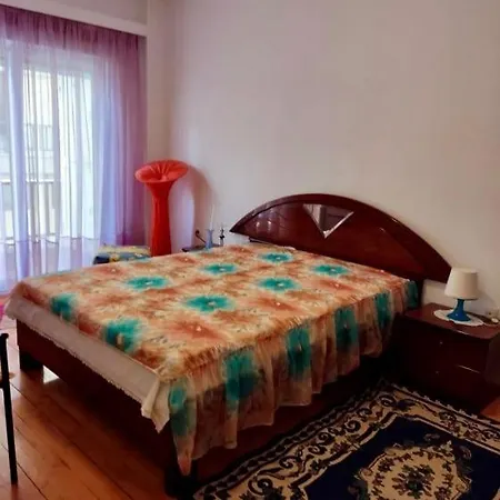 Marys House , Lovely 2-bedroom Lejlighed